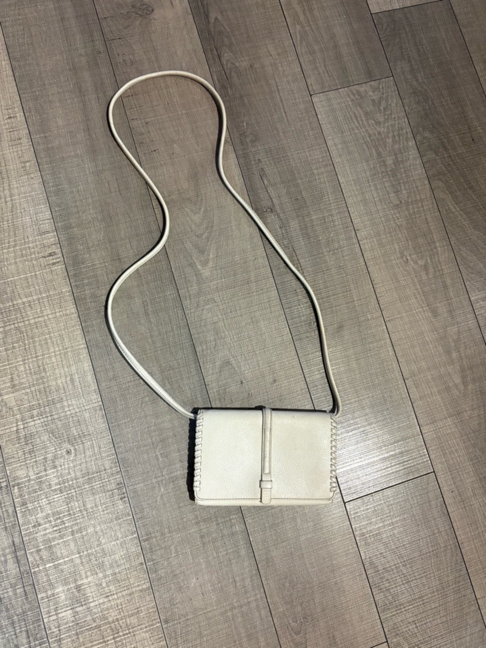 Fossil Women's White Crossbody Bag - Minimal Leather Shoulder Purse